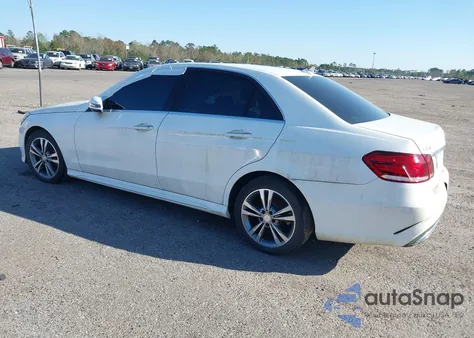 2015 Mercedes-Benz E 350 из США, поврежденный, VIN WDDHF5KB4FB135434